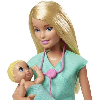 Barbie Pediatra. Incluye todo lo que ves en la Imagenes.